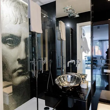 Luxury In The Old Town *