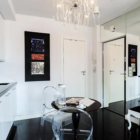 Luxury In The Old Town * 华沙